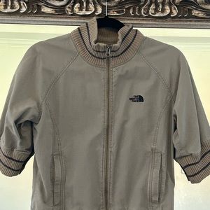 North Face Women’s Retro cropped zip up